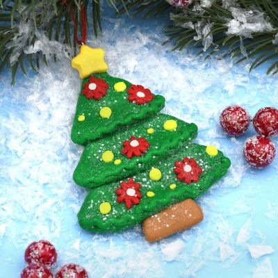 Clay Christmas Tree Ornament Image 1