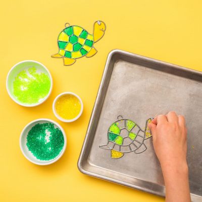 Colorbok Makit &amp; Bakit Suncatcher Kit-Turtle Image 1