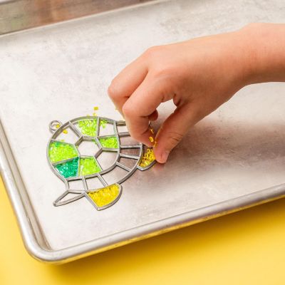 Colorbok Makit &amp; Bakit Suncatcher Kit-Turtle Image 2