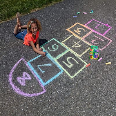 Crayola&amp;#8482; Washable Sidewalk Chalk in Assorted Colors, 48 Count Multicolored Image 2