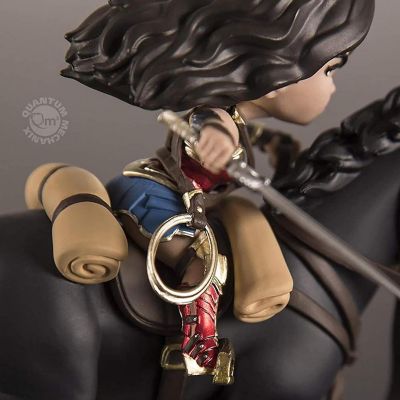 DC Comics Wonder Woman Q-Fig Max Diorama Image 3