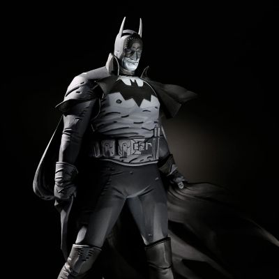 DC Direct 1:10 Gotham by Gaslight Batman Statue By Mike Mignola Image 2