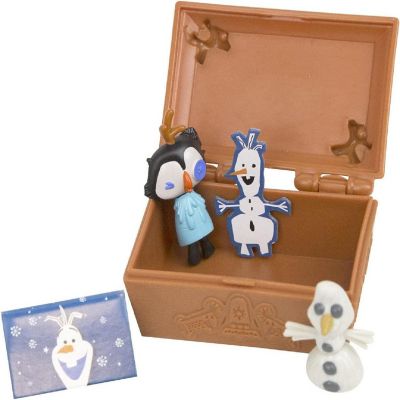Disney Olaf's Frozen Adventure Elsa Play Doll Treasured Traditions Accessories Hasbro Image 3