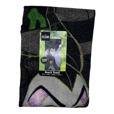 Disney  Villains "Scary Love''- Beach Towel - 27 in. x 54 in. Image 2