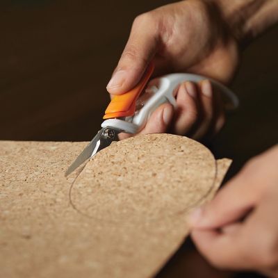 Fiskars Built to DIY Total Control Precision Scissors-7" Image 2