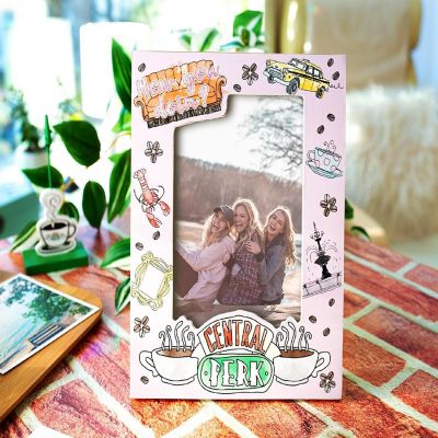 Friends Central Perk Die-Cut Photo Frame  4 x 6 Inches Image 3