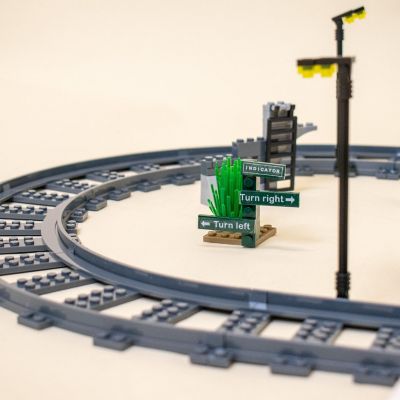 Fun Little Toys - Build Your Own Toy Train Track Image 3