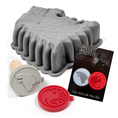 Game of Thrones Baking Set with Cookie Stamps and Cake Pan Image 1