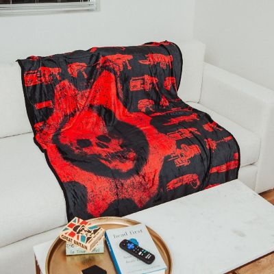 Gears of War Crimson Omen Guns Lightweight Fleece Throw Blanket  50 x 60 Inches Image 3