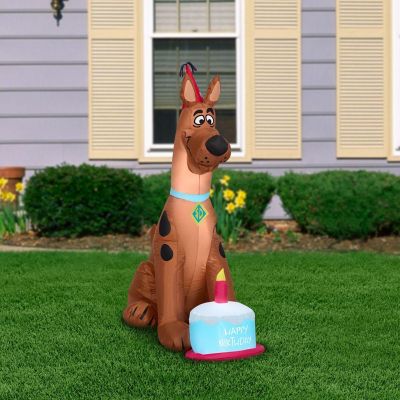 Gemmy Airblown Birthday Scooby WB (J. Marcus)  3.5 ft Tall  brown Image 1