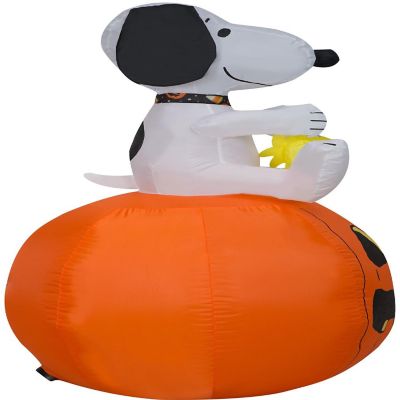 Gemmy Airblown Inflatable Snoopy with Halloween Collar and Woodstock on Pumpkin  3.5 ft Tall Image 2