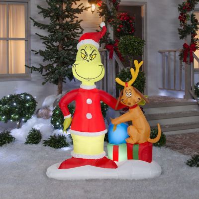 Gemmy Christmas Airblown Inflatable Grinch and Max with Presents Scene ...
