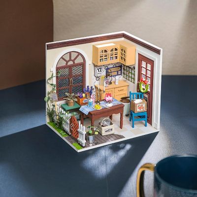 HandsCraft DIY 3D Dollhouse Puzzle - Charlie's Dining Room Image 1