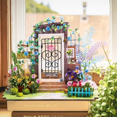 HandsCraft DIY 3D Dollhouse Puzzle - Garden Entrance Image 3