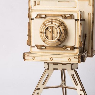 HandsCraft DIY 3D Wood Puzzle - Vintage Camera - 142pcs Image 1