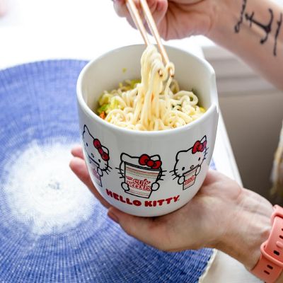 Hello Kitty Cup Noodle Japanese Dinnerware Set  20-Ounce Ramen Bowl, Chopsticks Image 3