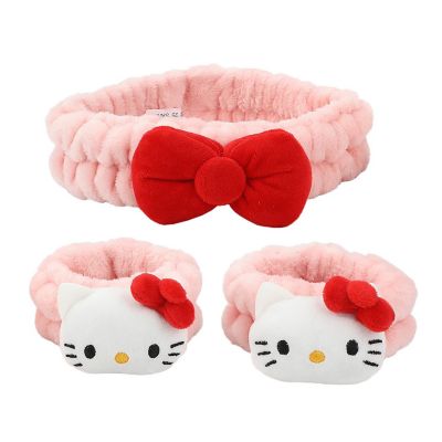 Hello Kitty Face &amp; Bow 3-Piece Face Wash Set Image 1