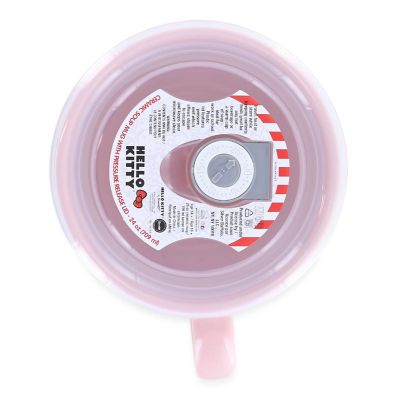 Hello Kitty Strawberries 25oz Ceramic Soup Mug with Vented Lid Image 2