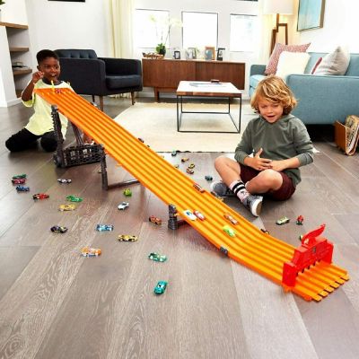 Hot Wheels&amp;#8482;  Super 6-lane Raceway Image 1