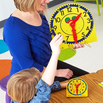 Judy Plastic Clock Class Pack Image 3
