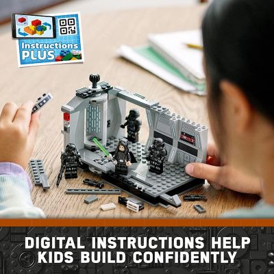 LEGO Star Wars 75324 Dark Trooper Attack 166 Piece Building Kit Image 3