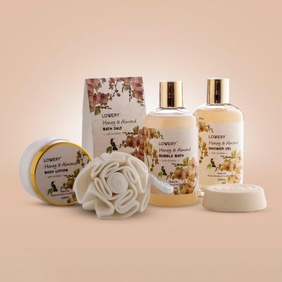 Lovery Home Spa Gift Basket - Honey & Almond Scent - Luxury Set Image 3