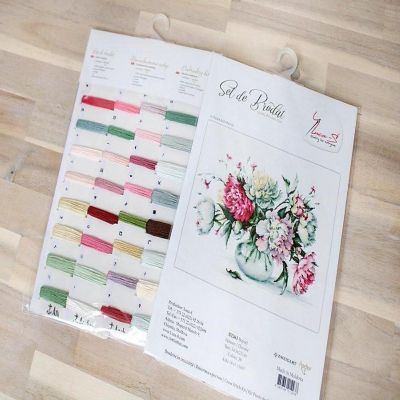 Luca-S - Peonies B2263L Counted Cross-Stitch Kit Image 1