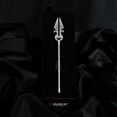 Magic: The Gathering .999 Silver Plated Avacyn's Moonsilver Spear Mini Replica Image 3