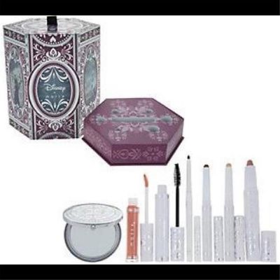 Mally Beauty x Disney's Frozen Anna 7-piece Collection Makeup Kit Image 1