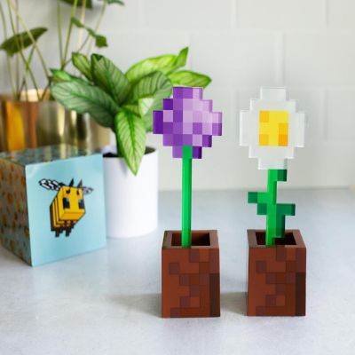 Minecraft Daisy and Allium Flower Pot Mood Lights  Set of 2 Image 3