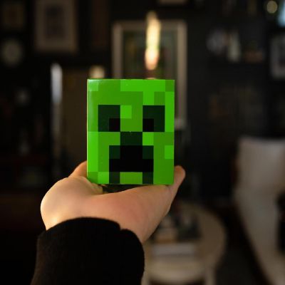 Minecraft Green Creeper Plug-In Nightlight with Auto Dusk to Dawn Sensor Image 3