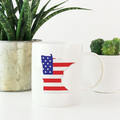 Minnesota US Flag Ceramic Mug Image 1