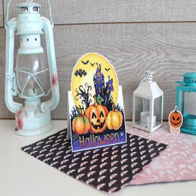 MP Studia - Postcard Halloween SR-586  Plastic Canvas Counted Cross Stitch Kit Image 1