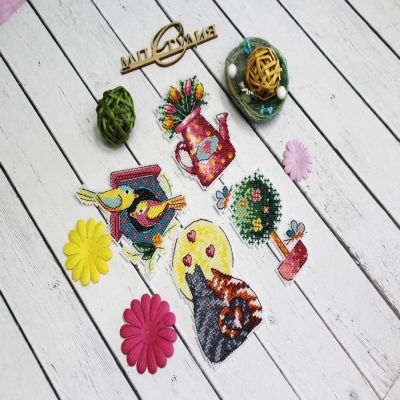 MP Studia - Spring. Magnets SR-578  Plastic Canvas Counted Cross Stitch Kit Image 1