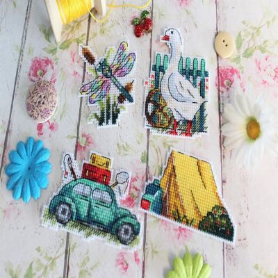 MP Studia - Summer. Magnets SR-579  Plastic Canvas Counted Cross Stitch Kit Image 2