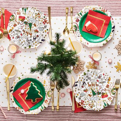 North Pole Large Plates (10 per pack) Image 2