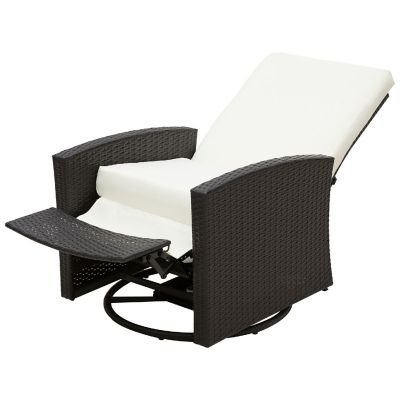 Outsunny Patio PE Rattan Wicker Recliner Chair with 360 degree Swivel