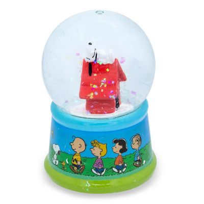Peanuts Snoopy Doghouse Light-Up Snow Globe  6 Inches Tall Image 1