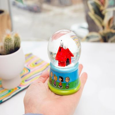 Peanuts Snoopy Doghouse Light-Up Snow Globe  6 Inches Tall Image 3