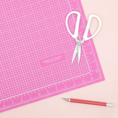 Pink Double-Sided Self-Healing Cutting Mat-18"X24" Image 2