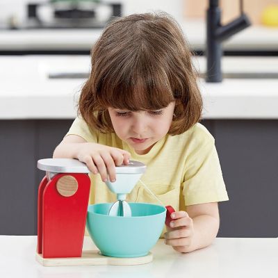 Play Essentials: Kitchen Playset: Wooden Mix &amp; Bake Image 3