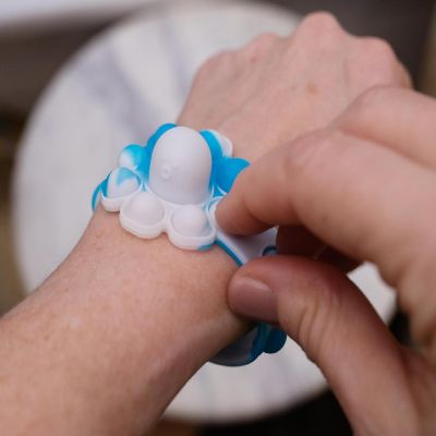 Pop Fidget Toy 13-Button Blue and White Flower Bracelet Accessory Image 3