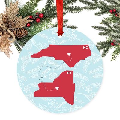 Round Keepsake Ornament, NY &amp; NC Image 1