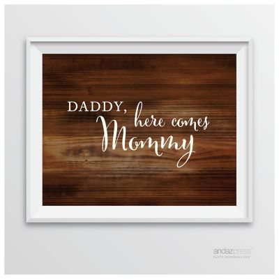 Rustic Wood Here Comes Mommy Sign 8.5x11 Image 1