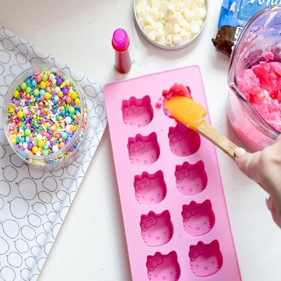 Sanrio Hello Kitty Silicone Mold Ice Cube Tray  Makes 10 Cubes Image 3
