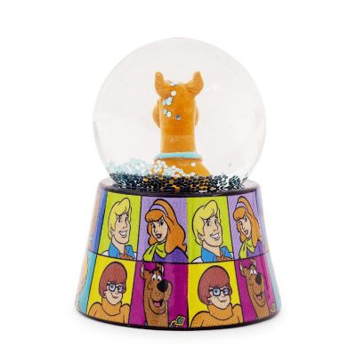 Scooby-Doo 3-Inch Mini Light-Up Snow Globe Image 3