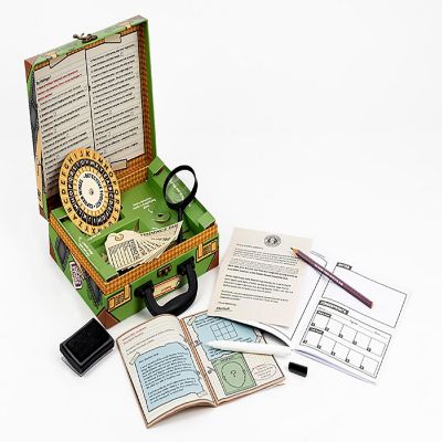 Sherlock Holmes Detective Toolkit Image 1