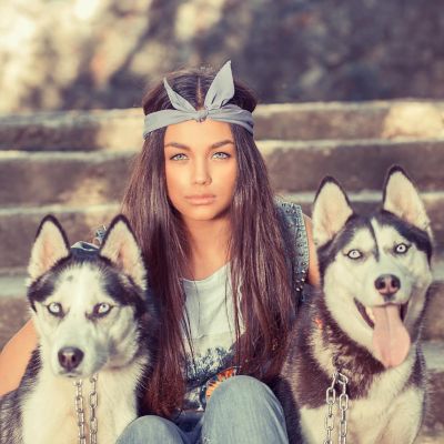 Solid 100% Polyester Unisex Bandana Image 1