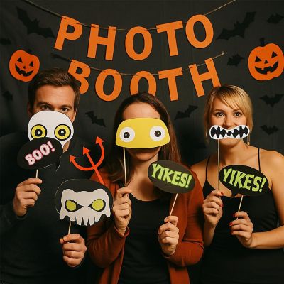 Spooky Photo Booth Kit Image 2