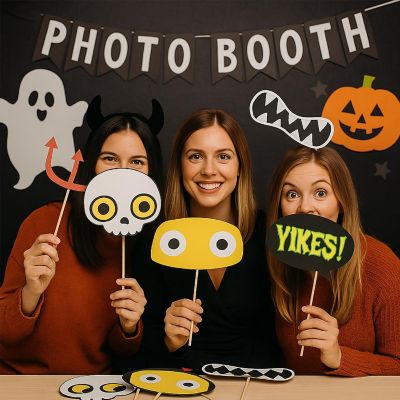 Spooky Photo Booth Kit Image 3